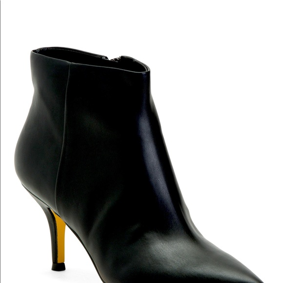 🌹🌹NWT Size 11 Black Beauty Heel 3.5 Boots New - Picture 2 of 3